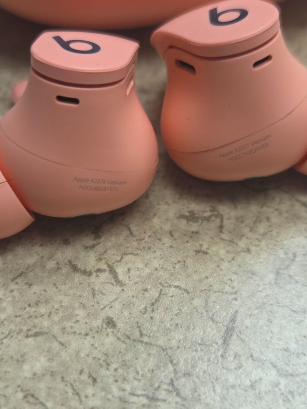 Beats by Dre Fit Pro True Wireless Noise Cancelling Earbuds - Picture 5 of 10